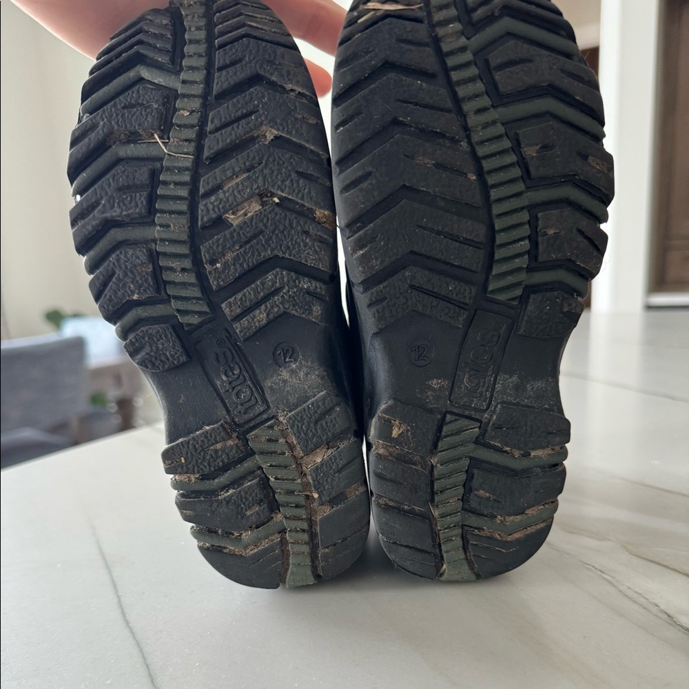Snow boots! - Picture 2 of 5